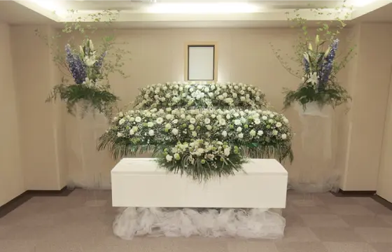 ホール清庵祭壇例