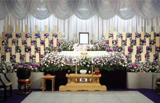 弘福寺会館の祭壇例